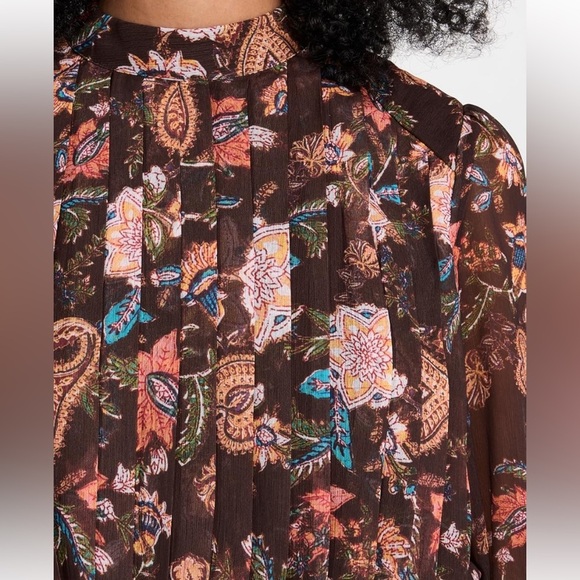 Hemant & Nandita Pleated Floral Blouse size Small - Picture 13 of 16